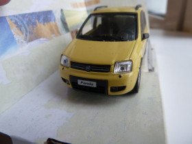 : Закордонні : Зарубежные ^/--/^ Модель масштабная автомобиля копия Fiat PANDA Cararama Масштаб 1:43 ^_^^^ Модель масштабна автомобіля копія Fiat PANDA Cararama Масштаб 1:43 - фото фото фото