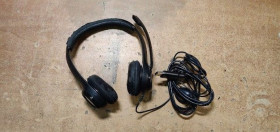 Навушники Наушники ^/--/^ Наушники Logitech H /--/ 390 № 21071212 ^_^^^ Навушники Logitech H /--/ 390 No 21071212 - фото фото фото