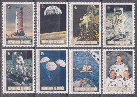 Гвінея Гвинея ^/--/^ Гвинея 1980 ПОСАДКА НА ЛУНУ ПРИЛУНЕНИЕ 10 ЛЕТ ПОЛЁТЫ КОСМОС ИССЛЕДОВАНИЯ АСТРОНАВТЫ ПАРАШЮТ Mi.883-890 ^_^^^ Гвінея 1980 ПОСАДКА НА ЛУНУ ПРИЛУННЯ 10 РОКІВ ПОЛЕТИ КОСМОС ДОСЛІДЖЕННЯ АСТРОНАВТИ ПАРАШЮТЬ Mi.883-890 - фото фото фото