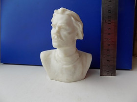 Інше Другое ^/--/^ Статуэтка Бюст Молодой Горький колкий пластик СССР ^_^^^ Статуетка Бюст Молодий Гіркий ковкий пластик СРСР - фото фото фото