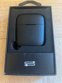 Мікрофони Микрофоны ^/--/^ Бездротовий петличний мікрофон для iPhone Lightning із зарядним кейсом — для TikTok, YouTube, Reels ^_^^^ Беспроводной петличный микрофон для iPhone Lightning с зарядным кейсом — для TikTok, YouTube, Reels - фото фото фото