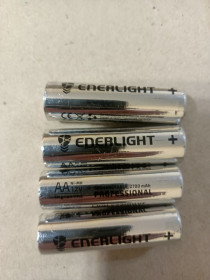 Акумулятори Аккумуляторы ^/--/^ Акумулятори АА 2700 /--/ мА, ENERLIGHT 4 шт. 1,2 /--/ В. б/в ^_^^^ Аккумуляторы АА 2700 /--/ мА, ENERLIGHT 4 шт. 1,2 /--/ В. Новые новые - фото фото фото