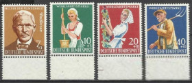 НДР, ФРН ГДР, ФРГ ^/--/^ ФРГ 1958 сельское хозяйство 4 /--/ м. ^_^^^ ФРН 1958 сільське господарство 4 /--/ м. - фото фото фото