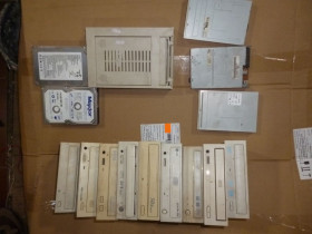 Інші радіокомпоненти Другие радиокомпоненты ^/--/^ жесткий диск hdd винчестер винт 40 /--/ Гб CD DWD привод карман для hdd ^_^^^ жорсткий диск hdd вінчестер гвинт 40 /--/ Гб CD DWD привід кишеню для hdd - фото фото фото