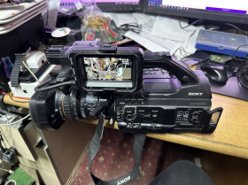 Sony Sony ^/--/^ Профессиональная видеокамера Sony PMW-300 № 26090418 ^_^^^ Професійна відеокамера Sony PMW-300 No 26090418 - фото фото фото