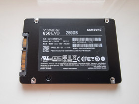 Твердотільні SSD-накопичувачі Твердотельные SSD-накопители ^/--/^ 2.5 SSD диск 250 /--/ GB Samsung 850 EVO 3 /--/ D V-NAND SATA 3 до 540 /--/ мб&amp;#92;с ^_^^^ 2.5 SSD диск 250 /--/ GB Samsung 850 EVO 3 /--/ D V-NAND SATA 3 до 540 /--/ мб &amp;#92;с - фото фото фото