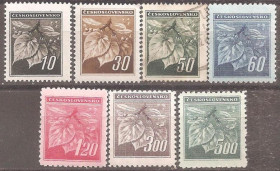 Чехословаччина Чехословакия ^/--/^ Чехословакия 1945 Sc.256 /--/ А**,257**,258 гаш., 259**,260-262** н/серия 7 из 9 ^_^^^ Чехословаччина 1945 Sc.256 /--/ А**,257**,258 гаш., 259**,260-262** н/серія 7 з 9 - фото фото фото