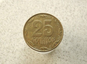 Обігові Обиходные ^/--/^ 25 копійок 2007 рік Україна  (573+) ^_^^^ 25 копеек 2007 год Украина (573+) - фото фото фото
