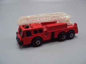 Інші Другие ^/--/^ Машинка модель пожарная машина Maisto Fire Engine Китай №18764 ^_^^^ Машинка модель пожежна машина Maisto Fire Engine Китай No /--/ 18764 - фото фото фото