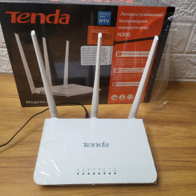 Маршрутизатори Маршрутизаторы ^/--/^ Wi-Fi Роутер Tenda F /--/ 3  (N /--/ 300, 1*Wan, 3*Lan, 3 антени по 5 /--/ дБи) ^_^^^ Wi-Fi Роутер Tenda F /--/ 3 (N /--/ 300, 1* Wan, 3* Lan, 3 антенны по 5 /--/ дБы) - фото фото фото