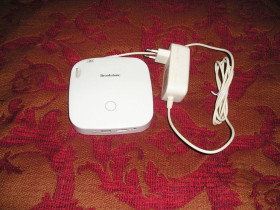 Проектори Проекторы ^/--/^ Карманный LED DLP HD проектор Brookstone Pro с WiFi и аккумулятором. ^_^^^ LED DLP HD проектор Brookstone Pro з WiFi - фото фото фото