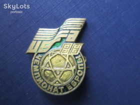 Спортивні Спортивные ^/--/^ Значок СССР 1988 спорт футбол УЕФА Чемпионат Европы тяжёлый ^_^^^ Значок СРСР 1988 спорт футбол УЄФА Чемпіонат Європи важкий - фото фото фото