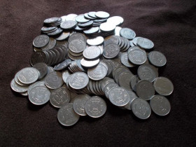 Обігові Обиходные ^/--/^ 5 КОПЕЕК  2009 /--/ г. 100 ШТ. ^_^^^ 5 КОПЕЕК 2009 /--/ р. 100 ШТ. - фото фото фото