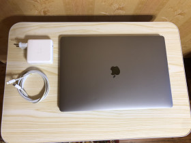 Apple MacBook Apple MacBook ^/--/^ Macbookpro 16&amp;quot; a /--/ 2141 2020 i /--/ 7/16 /--/ gb/ 512 gb/intel 630+radeon pro 5300 /--/ m 4 /--/ gb&amp;#92; 77% батарея - фото фото фото