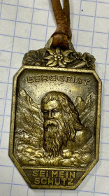 Пам'ятні і ювілейні Памятные и юбилейные ^/--/^ Німеччина.  Гірський дух-медальйон-оберіг.  Св.Антон  (альпінізм, туризм) ^_^^^ Германия. Горный дух-медальон-оберег. Св. Антон (альпинизм, туризм) - фото фото фото