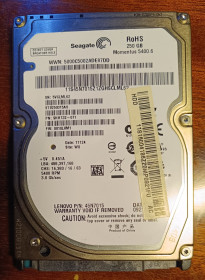 Жорсткі диски Жесткие диски ^/--/^ HDD жесткий диск 2,5&amp;quot; для ноутбука 250 /--/ Gb Sata Seagate ST /--/ 9250315 /--/ AS ^_^^^ HDD жорсткий диск 2,5&amp;quot; для ноутбука 250 /--/ Gb Sata Seagate ST /--/ 9250315 /--/ AS - фото фото фото