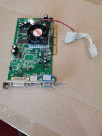 Відеокарти Видеокарты ^/--/^ Видеокарта ATI Radeon 9200 64 /--/ mb DDR AGP - фото фото фото