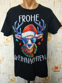 Футболки, майки Футболки, майки ^/--/^ Футболка чоловіча чорна FROHE WEIHNACHTEN р-р прибл. М ^_^^^ Футболка мужская черная FROHE WEIHNACHTEN р-р прибл. М М М - фото фото фото