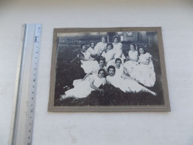Листи, фото Письма, фото ^/--/^ Фотография старинная Группа девушек, 1928 год 19,5 /--/ х /--/ 14,5 см ^_^^^ Фотографія старовинна Група дівчат, 1928 рік 19,5 /--/ х /--/ 14,5 см - фото фото фото