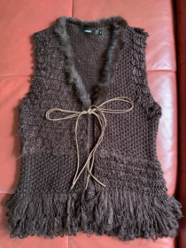Кофти Кофты ^/--/^ Жилет с натуральным мехом, р.S ^_^^^ Жилет з натуральним хутром, р.S - фото фото фото