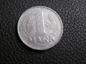 НДР, ФРН ГДР, ФРГ ^/--/^ 1 марка 1977 г А  ГДР. ^_^^^ 1 марка 1977 А НДР. - фото фото фото