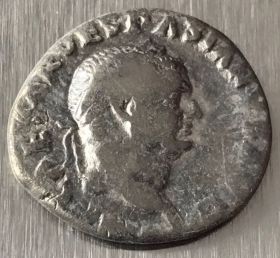 Рим і колонії Рим и колонии ^/--/^ Рим Империя Тит Флавий Веспасиан Titus Flavius Vespasianus 69 - 79 г 3,05 гр денарий = 65 $ баксов ^_^^^ Рим Імперія Тит Флавій Веспасіан Titus Flavius Vespasianus 69 - 79 г 3,05 гр денарій = 65 $ баксів - фото фото фото