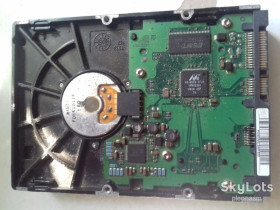 Жорсткі диски Жесткие диски ^/--/^ HDD  HD /--/ 300 /--/ LJ -  SAMSUNG  -  не визначається ^_^^^ HDD HD /--/ 300 /--/ LJ - SAMSUNG - фото фото фото