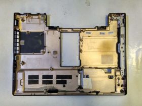 Корпуса Корпуса ^/--/^ Нижняя часть корпуса Samsung R /--/ 60 ^_^^^ Нижня частина корпусу Samsung R /--/ 60 - фото фото фото