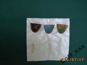 Знаки товариств і організацій Знаки обществ и организаций ^/--/^ Карловарский фарфор  - Чехословакия Тяж. мет. ^_^^^ Карловарський фарфор - Чехословаччина Тяж. мет. - фото фото фото