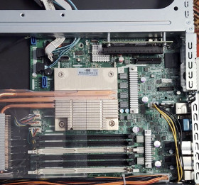 Сервери Серверы ^/--/^ HP ProLiant DL /--/ 120 G /--/ 6 материнська плата на сокет 1156 ^_^^^ HP ProLiant DL /--/ 120 G /--/ 6 материнская плата на сокет 1156 - фото фото фото