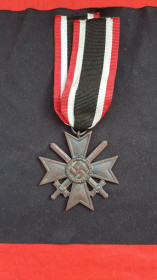 Європа Европа ^/--/^ Kriegsverdienstkreuz mit Schwertern, 2. Klasse, KVK - фото фото фото
