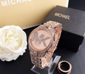 Наручні годинники Наручные часы ^/--/^ Жіночі годинники Michael Kors якісні . Брендові наручний годинник з камінням золотисті сріблясті Рож ^_^^^ Женские часы Michael Kors качественные. Брэндовые наручные часы с камнями золотистые серебристые Рож - фото фото фото