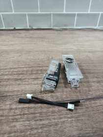 Інші автозапчастини Другие автозапчасти ^/--/^ LED проектори дверей авто 3 /--/ D Shadow Light, 2 шт. 3925 ^_^^^ LED проекторы дверей авто 3 /--/ D Shadow Light, 2 шт. 3925 - фото фото фото