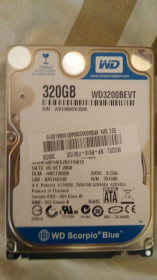 Жорсткі диски Жесткие диски ^/--/^ Western Digital Scorpio Blue 320 /--/ GB 5400 /--/ rpm 8 /--/ MB WD /--/ 3200 /--/ BEVT 2.5 SATA II - фото фото фото