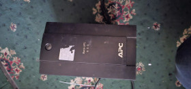 UPS, ИБП UPS, ИБП ^/--/^ Безперебійник APC Back-UPS CS 650  (650 /--/ VA / 400 /--/ W) у неробочому стані. - фото фото фото