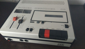 Магнитофони Магнитофоны ^/--/^ Винтажный рекордер,проигрыватель ITT Schaub-Lorenz stereo recorder 83 ^_^^^ ITT Schaub-Lorenz stereo recorder 83 - фото фото фото