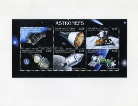 Освоєння космосу Освоение космоса ^/--/^ Гвинея Guinea  Space   1998 Mi 2145-2150 Apollo Vostok Soyuz Sheet of 6 MNH ^_^^^ Гвінея Guinea Space 1998 Mi 2145-2150 Apollo Vostok Soyuz Sheet of 6 MNH - фото фото фото