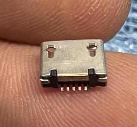 Роз'єми, гнізда Разъемы, гнезда ^/--/^ 07 Micro USB Разъем, гнездо питания, для планшетов и смартфонов ^_^^^ 07 Micro USB Роз'єм, го живлення, для планшетів і смартфонів - фото фото фото
