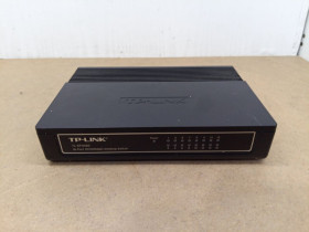 Мережеві фільтри Сетевые фильтры ^/--/^ Б/У Настільний комутатор TP-LINK TL-SF /--/ 1016 /--/ D з 16 портами 10/100 Мбіт/с  код tp /--/ 8 ^_^^^ Б/У Настольный коммутатор TP-LINK TL-SF /--/ 1016 /--/ D с 16 портами 10/100 Мбит/с код tp /--/ 8 - фото фото фото