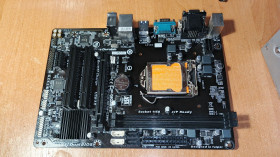 Материнські плати Материнские платы ^/--/^ Материнская плата Gigabyte GA-H /--/ 81 /--/ M-S /--/ 2 /--/ PV  (S /--/ 1150, H /--/ 81, PCI-Ex /--/ 16) ^_^^^ Материнська плата Gigabyte GA-H /--/ 81 /--/ M-S /--/ 2 /--/ PV (S /--/ 1150, H /--/ 81, PCI-Ex /--/ 16) - фото фото фото
