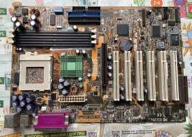 Материнські плати Материнские платы ^/--/^ Материнська плата ASUS CUSL /--/ 2-C Intel 815 /--/ EP сокет Socket 370 ^_^^^ Материнская плата ASUS CUSL /--/ 2-C Intel 815 /--/ EP сокет Socket 370 - фото фото фото