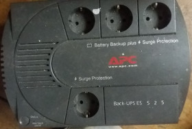Блоки живлення Блоки питания ^/--/^ Бесперебойники питания APC back ups es 525 ^_^^^ APC back ups es 525 - фото фото фото