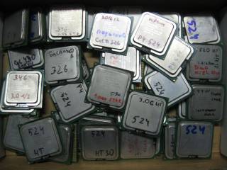 Процесори Процессоры ^/--/^ Процессоры Intel s /--/ 775 Pentium Celeron 331 326 336 346 347 420  430 506 511 519 /--/ k 524 ^_^^^ Процесори Intel s /--/ 775 Pentium Celeron 331 326 336 346 347 420 430 506 511 519 /--/ k 524 - фото фото фото