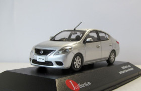 : Закордонні : Зарубежные ^/--/^ Nissan Latio 2012, J-Collection. 1:43 коробка и бокс. Ниссан Латио 2012 ^_^^^ Nissan Latio 2012, J-Collection. 1:43 коробка і бокс. Ніссан Латіо 2012 - фото фото фото