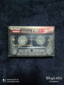 Касети Кассеты ^/--/^ Б/У Аудио кассета FUJI DR-I 90 ^_^^^ Б/У Аудіо касету FUJI DR-I 90 - фото фото фото