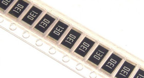 Резистори Резисторы ^/--/^ Резистор 2512 SMD 1 /--/ W 1% 13 /--/ R     1 шт. ^_^^^ Резистор 2512 SMD 1 /--/ W 1% 13 /--/ R 1 шт. - фото фото фото