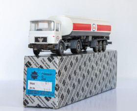 Інші Другие ^/--/^ 1:50 MAN F /--/ 8 19.281 Tanker ESSO, Conrad #3122 W.Germany ^_^^^ 1:50 MAN 19.281 Tanker ESSO, Conrad #3122 W.Germany - фото фото фото