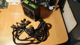 Блоки живлення Блоки питания ^/--/^ Качественный  Блок питания Corsair VX /--/ 450 /--/ W    (CMPSU-450 /--/ VXEU)   (Читать текст) ^_^^^ Якісний Блок живлення Corsair VX /--/ 450 /--/ W (CMPSU-450 /--/ VXEU) (Читати текст) - фото фото фото