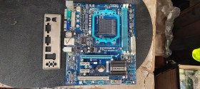 Материнські плати Материнские платы ^/--/^ Мат. плата Gigabyte GA-M /--/ 68 /--/ MT-S /--/ 2 rev /--/ 3.1 Socket AM /--/ 3+ GeForce 7025 SATA RAID MicroATX 2 /--/ DDR /--/ 3 № 240506102 ^_^^^ Мат. плата Gigabyte GA-M /--/ 68 /--/ MT-S /--/ 2 rev /--/ 3.1 Socket AM /--/ 3+ GeForce 7025 SATA RAID MicroATX 2 /--/ DDR /--/ 3 No 240506102 - фото фото фото