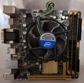 Комплекти для апгрейда Комплекты для апгрейда ^/--/^ Комплект s /--/ 1150 Asus H /--/ 81 /--/ I-Plus + i /--/ 5-4440 + 8 /--/ GB DDR /--/ 3 + кулер+ HDD 500 /--/ GB код.кп /--/ 36 ^_^^^ Комплект s /--/ 1150 Asus H /--/ 81 /--/ I-Plus + i /--/ 5-4440 + 8 /--/ GB DDR /--/ 3 + кулер + HDD 500 /--/ GB код.кп /--/ 36 - фото фото фото
